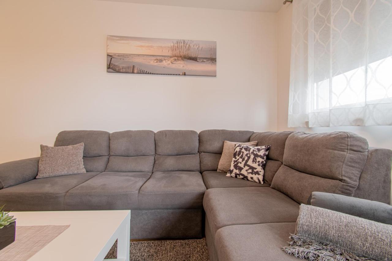דירות Flexible Selfcheckins 42 - Zagreb - Luxury - Garage Parking - Loggia - Brand New מראה חיצוני תמונה